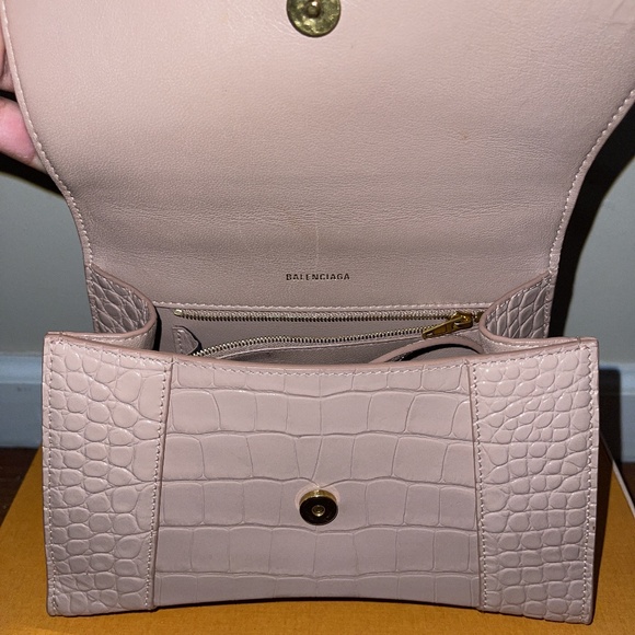 BALENCIAGA HOUR GLASS BAG- NUDE - Picture 3 of 3